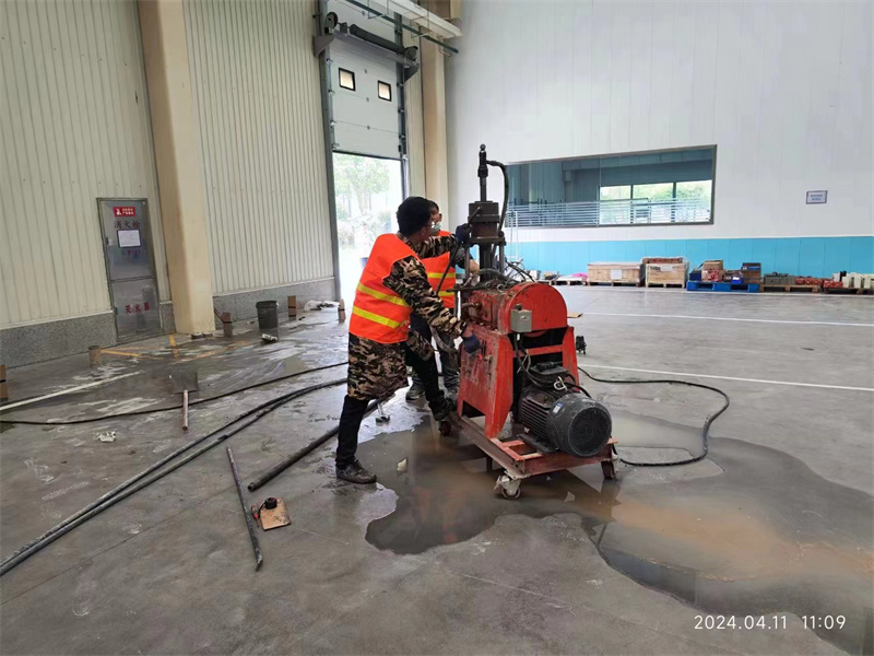 阿图什厂房地面下沉塌陷注浆加固施工